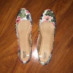 Mossimo flats